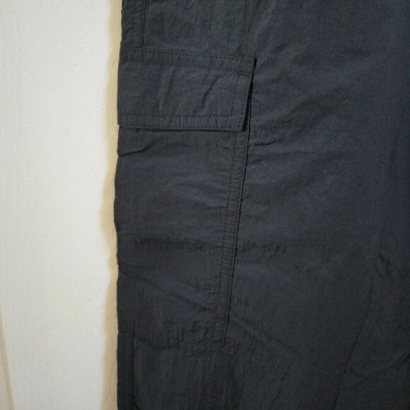 NWT Old Navy Black High-Waisted Parachute Cargo Jogger Ankle Pants Size Medium - Picture 9 of 15